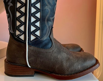 Roper cowboy boots size 1