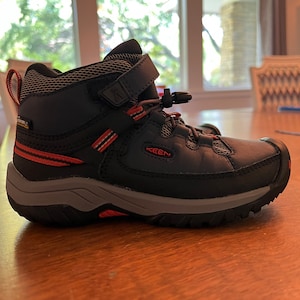 Keen hiking books waterproof