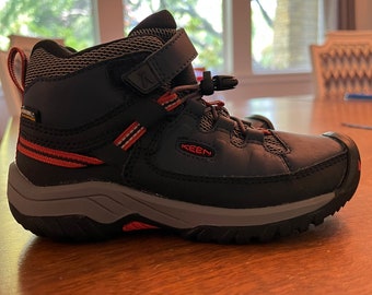 Keen hiking books waterproof