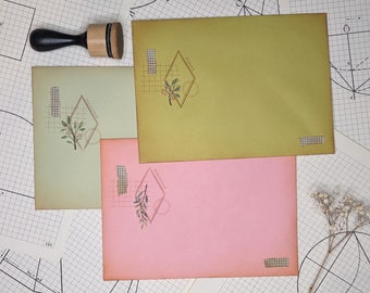 Vintage style minimalist envelopes