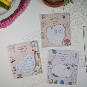 Sticky notes l Cat sticky notes l 30 sheets l Die-cut sticky notes l Miyuki Matsuo