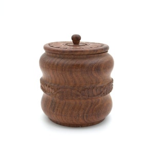 Carved Wood Box | Vintage Hand Carved | Carved Wood box with lid  | Ornate Wood Decor | Carvings | Handmade boxes | Decorative Box