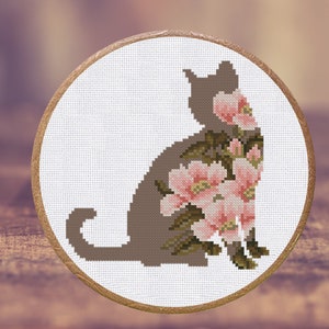 Kruissteekpatroon kat silhouet met roze bloemen Instant download pdf getelde grafiek