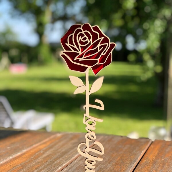 Rose personnalisée en bois à offrir