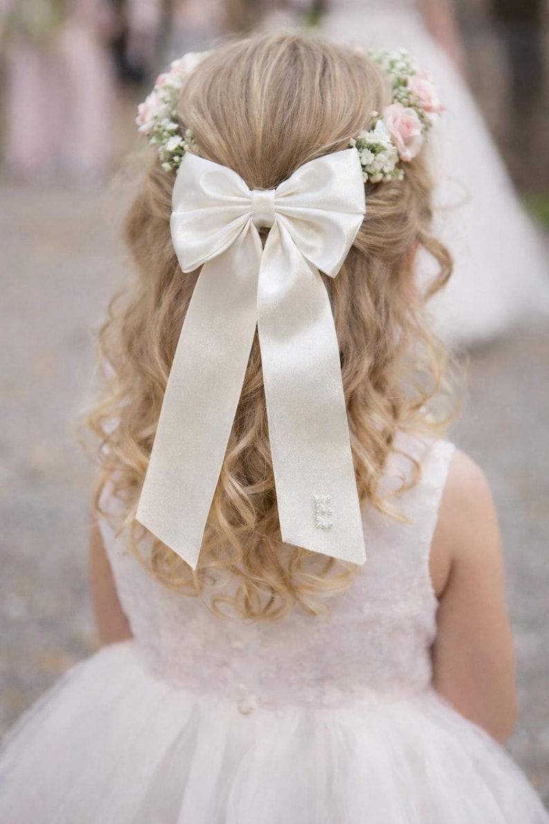 Flower Girl Bow Bridesmaid Hair Personalised Satin Hair Bow flower-girl-bow-bridesmaid-hair-personalised-satin-hair-bow