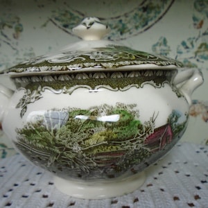 Johnson Brothers, The Friendly Village, The Lily Pond Sugar Bowl