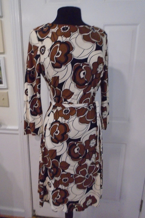 1960's Flower Power Dress - image 5