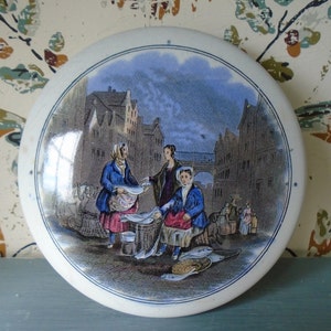 1800's Prattware Pottery Lid