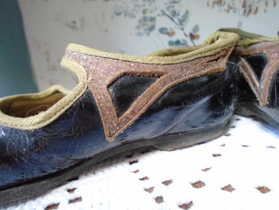 1920's Little Girls Patent Leather Shoes - Gem