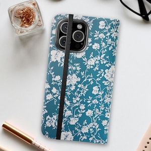 Türkisfarbene Toile Kunstleder Brieftasche Flip-Case, niedliche ästhetische Brieftasche, Kartenhalter, elegantes Design mit blauen Blumen, französischer Chic