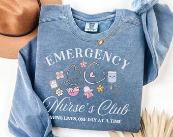 Sudadera del Club de Enfermería de Emergencias, un bonito regalo para enfermeras, una prenda acogedora para profesionales médicos, un homenaje a las enfermeras, ropa sanitaria.