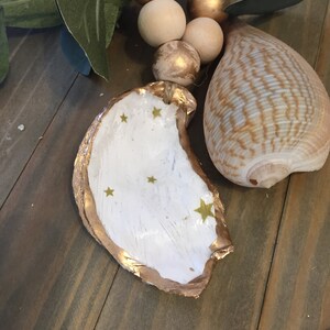 Gilded Oyster Shell Wine Bottle Charm, Oyster ornament, Oyster Art, Oyster Shells, Coastal Home, wedding gift, housewarming present