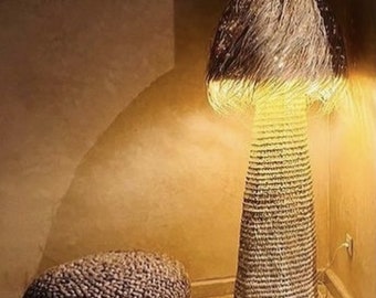 Lampe sur pied en feuille de palmier