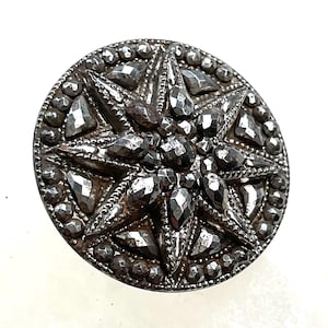 Eighteenth century Court button.
