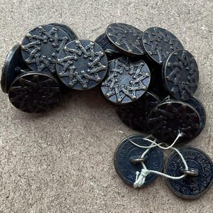 Bundle of Paris back buttons.