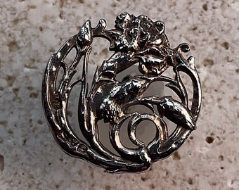 Silver Art Nouveau button