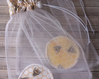 Mesh Laundry Bag for Reusable Pads – Cord Lock Washing Bag (21cm x 28cm)