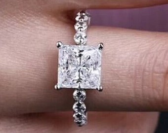 2 CT Women Princess Cut Moissanite Engagement Ring Minimalist Solitaire Ring Wedding Ring Anniversary  Ring for Women Propose Ring For her