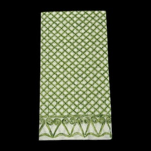Green Trellis Lattice Decoupage Paper Napkins Set of 2 | Guest | Vintage Garden Scrollwork Border for Home Decor Crafts & Mixed Media Art