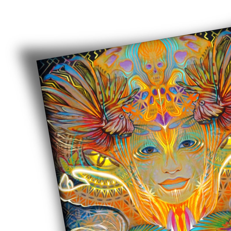Abundance is a stunning depiction of the divine feminine, perfect for those who admire witchy aesthetics. This dreamy artwork encapsulates the essence of the island, the power of women, and the harmonious flow of life.