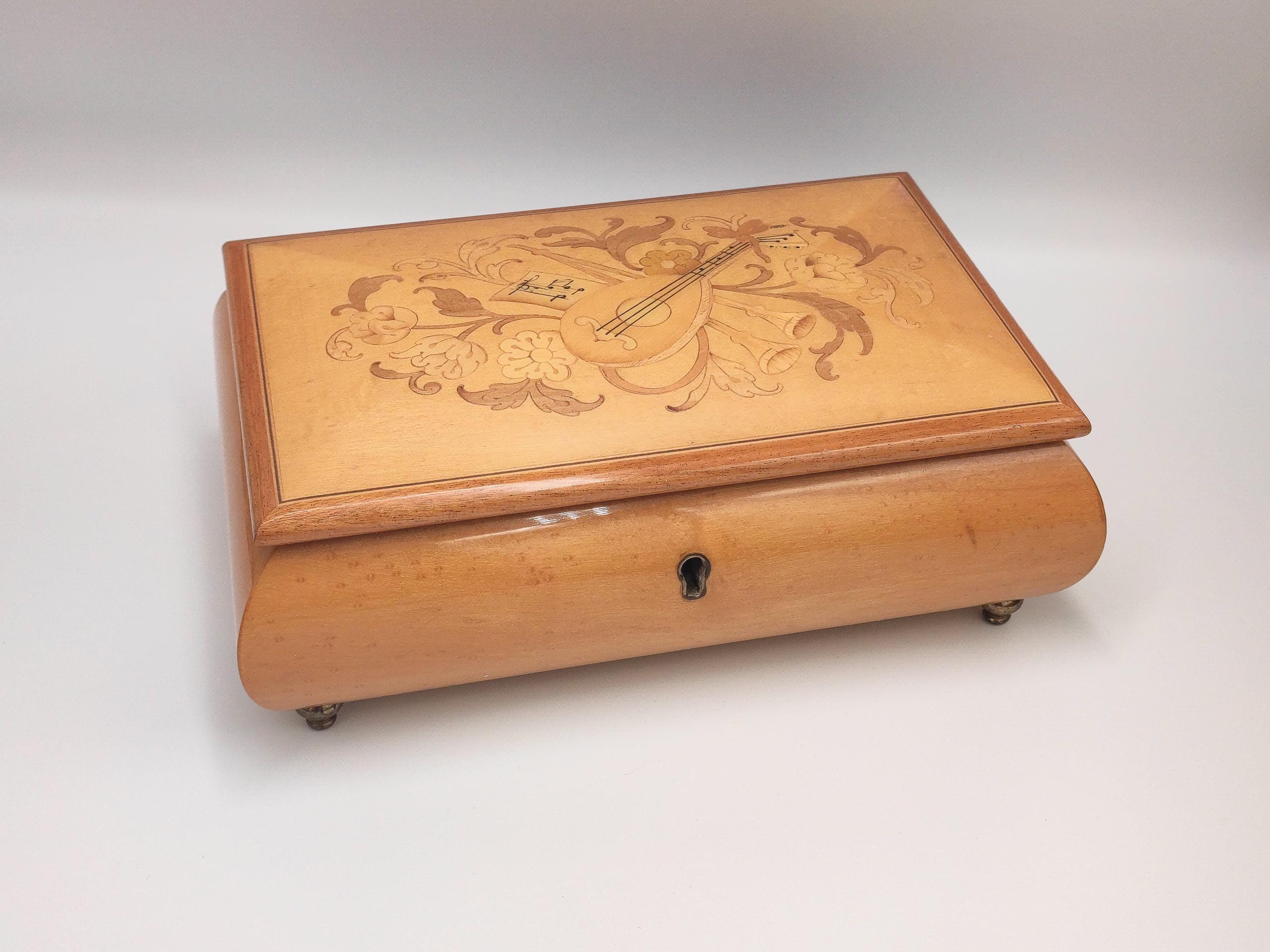Reuge music box plays - Etsy 日本