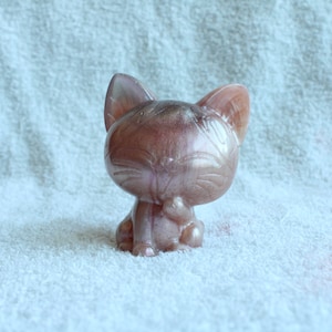Handcrafted 3D Resin Sitting Cat Figurine - Colorful Gifts for Cat Lovers