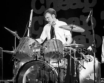 Bun E Carlos on the Kit