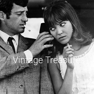 Anna Karina and Jean Paul Belmondo in Pierrot Le Fou