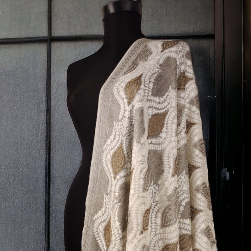 Baesic Sulam Melur Shawl in Biscuit Beige