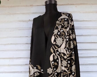 Cashmere silk woven shawl Ivy and flowers are just silk embroidery Stylish and elegant shawl with floral pattern, main color black