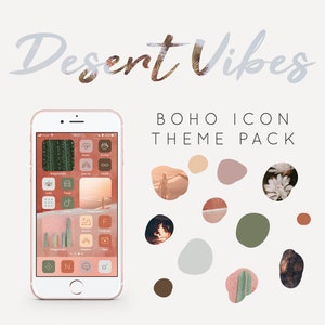 Op de afbeelding: Een telefoon-schermmockup die een woestijn-thema icon pack voor iOS-apparaten laat zien. De iconen zijn in boho-stijl met verschillende kleuren en patronen. De tekst "Desert Vibes" en "BOHO ICON THEME PACK" wordt weergegeven op de afbeelding.
