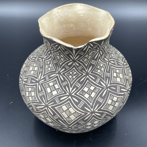 Acoma Pottery by L. Garcia