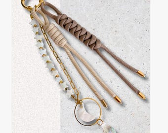 Ciondolo per borsa a forma di luna · Portachiavi acchiappasole in cristallo di conchiglia naturale, accessorio per borsa con nodo portafortuna