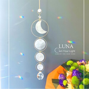 Natural Capiz Shell Moon Suncatcher, Crystal Window Hanging, Moon Wall Hanging Ornament, Crescent Moon Phase Decor, Sea Shell Wind Chime