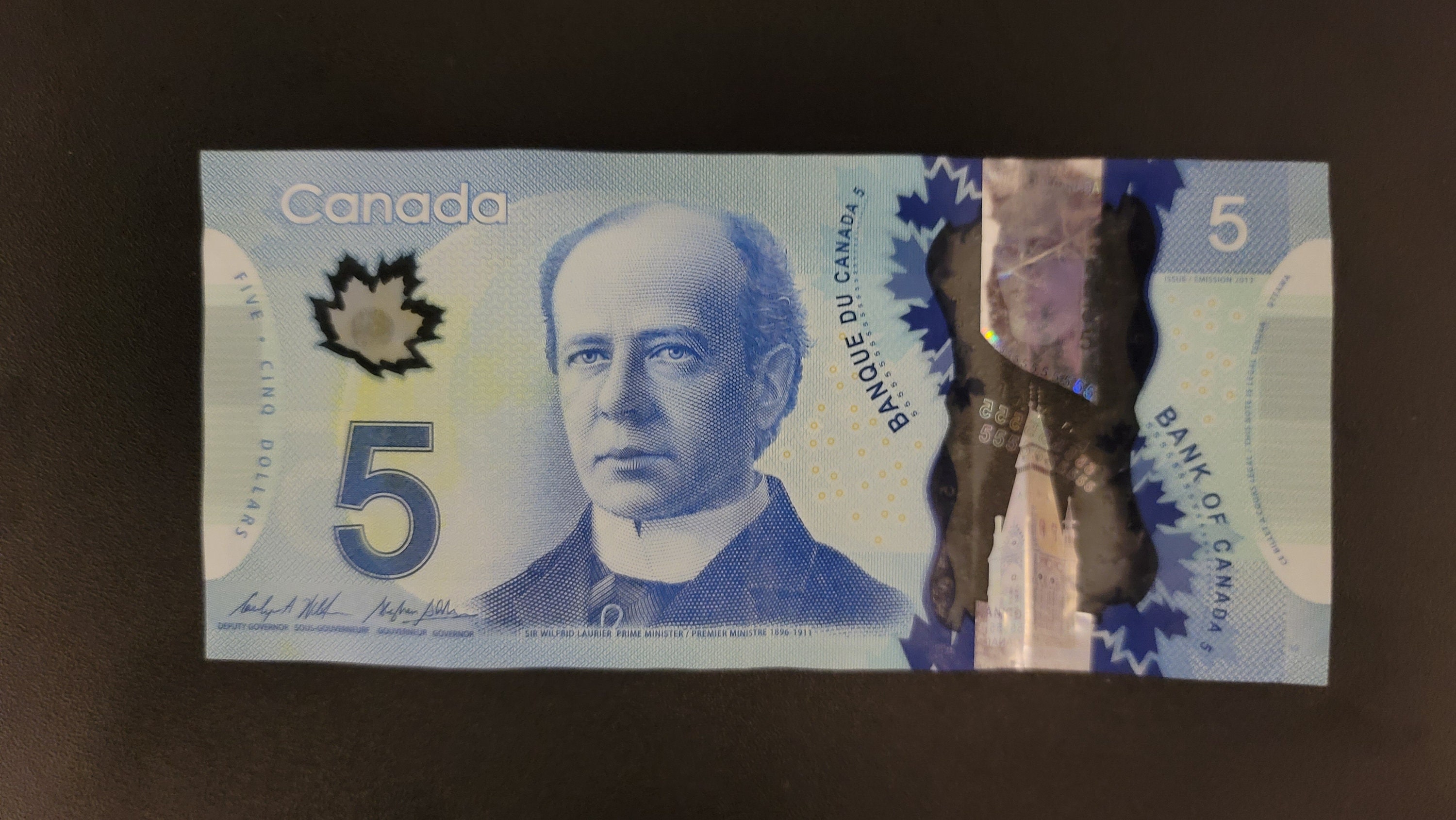 Canadian Money Plastic 5