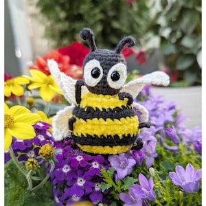 Crochet Bee Amigurumi - Crochet Pattern (in ENG, DE)