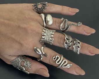 Boho Hippie ring. Woman adjustable ring. Creative silver ring.