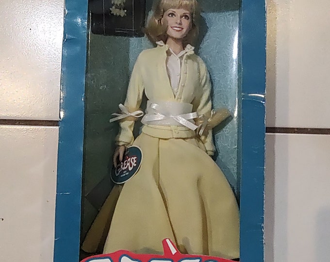 Franklin Mint SANDY Doll From GREASE 2002 Vintage Certificate of
