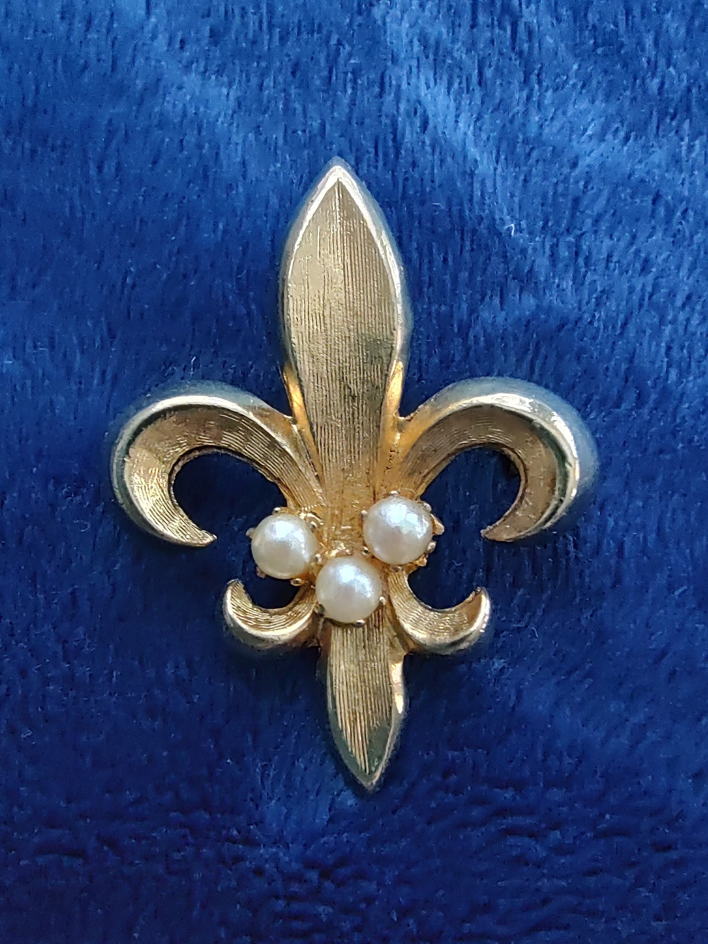 Vintage Gold Tone Fleurdelis Pearl Brooch Costume Jewelry Etsy
