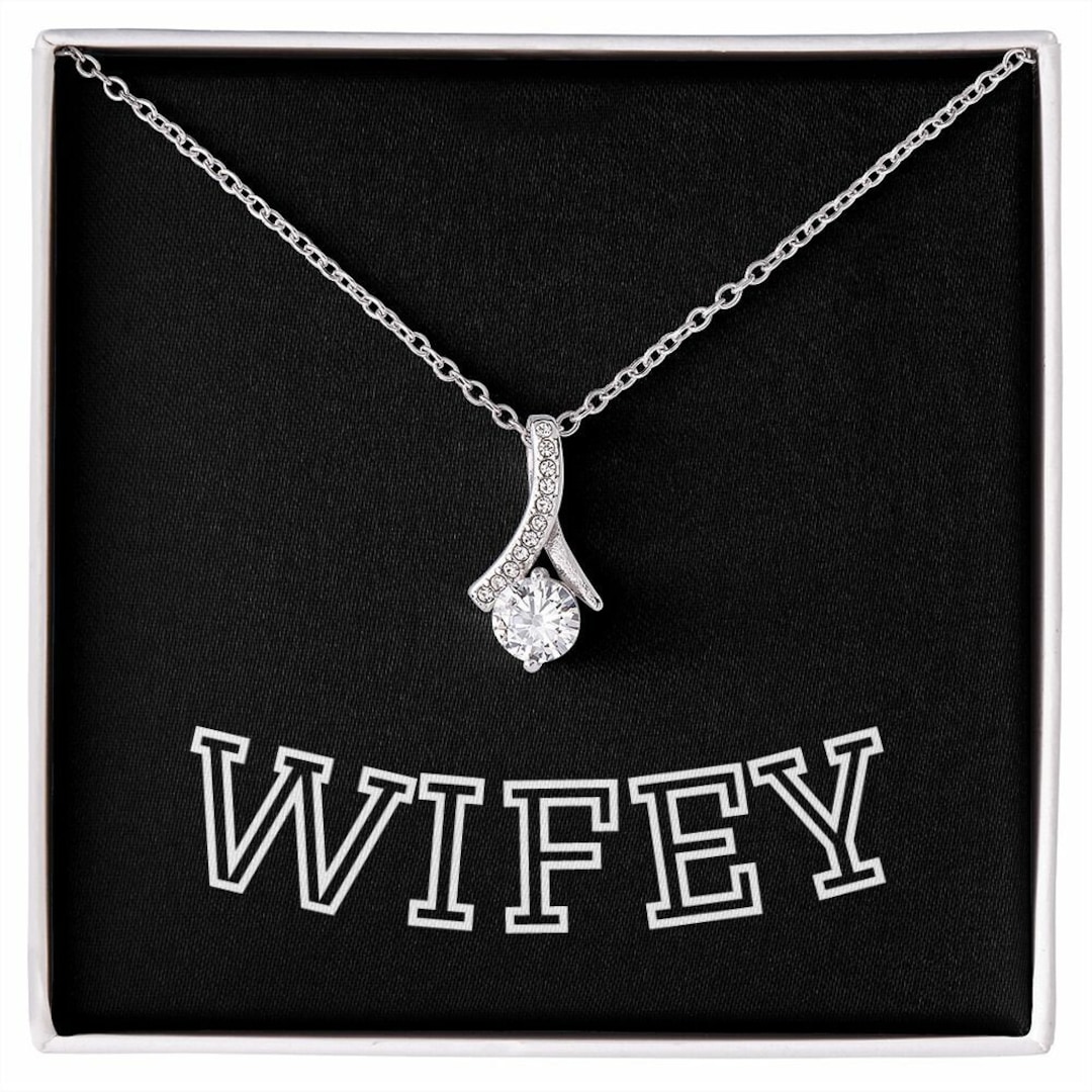 Wifey 2024 necklace diamond