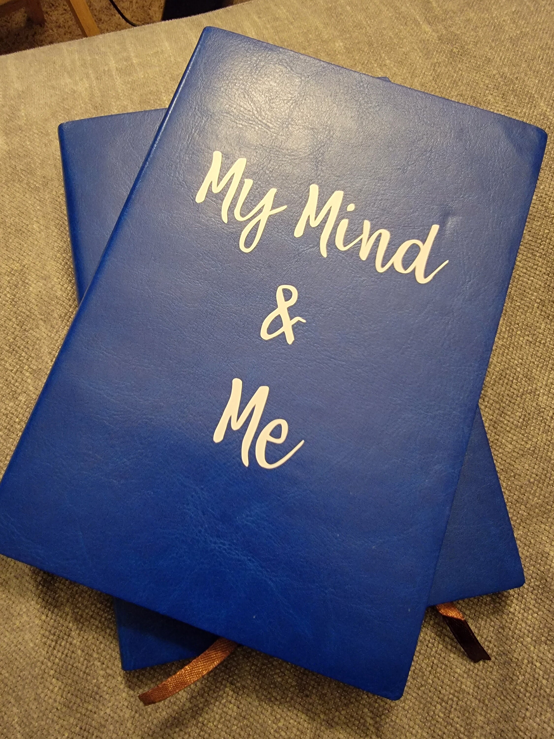 Saveme Notebook My Mind & Me Notebook: Blue Softcover Rainbow Edge Cute Notebook Simple ...