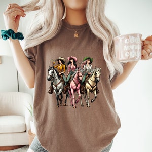 Cowgirl Horses Shirt, Rodeo Shirt, Western Shirt, Country Shirt, Western Shirt, Horse Shirt, Western Graphic cowgirl shirt, Horse T Shirt