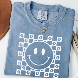 Cute Smile Shirt - Smiley Face Shirt - Happy Face Shirt - Happy Face For Men And Women - Comfort Colors - Positive Vibes T-shirt