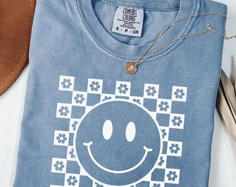 Cute Smile Shirt - Smiley Face Shirt - Happy Face Shirt - Happy Face For Men And Women - Comfort Colors - Positive Vibes T-shirt