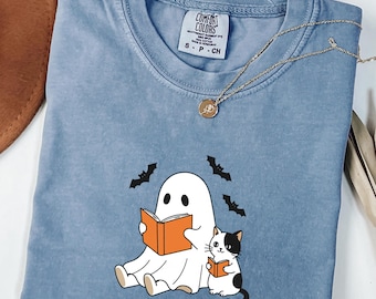 Camiseta Comfort Colors de Halloween, Gato Preto e Fantasma