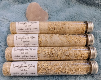 Eucalyptus Oatmeal Salt Soak: Relaxing Bath Salts (3.9 oz)