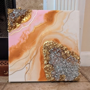 Handmade Pink and Gold Resin Geode Art: 3D Crystal Wall Decor bild 1