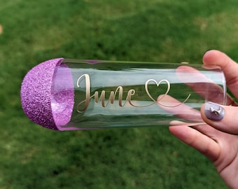 Personalized Glitter Champagne Flute: Custom Drinkware Gift
