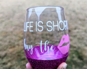 Glitter Stemless Wine Glass: Color Changing Vinyl, Lip Filler Design