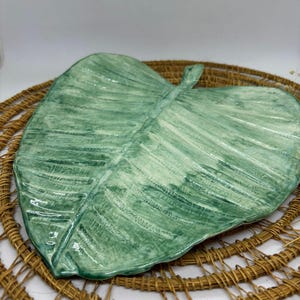 Leaf Serving Plate